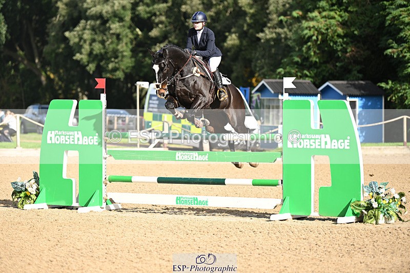 241025-123605-07652 - 215-Chloe.Livesey-SPORTSFIELD.LORD.LIVESEY