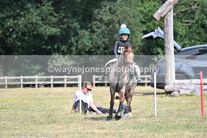 WJ7_1933 - XC Time 11:54 to 12:03