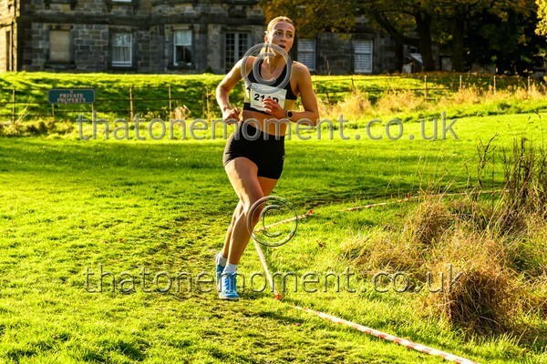 NatRel25-915955 - Senior Female Set Three