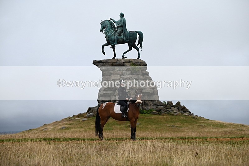 DSC_2184 - Time at Statue 12:13 to 12:32