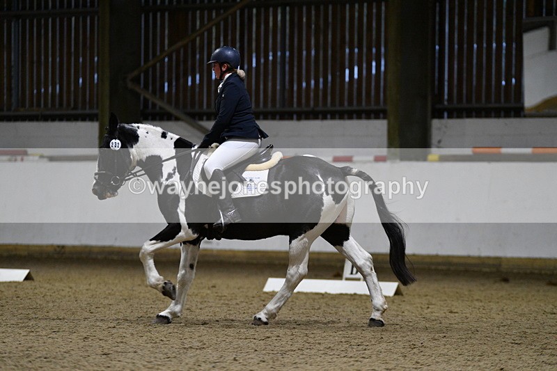 WJ5_8593 - Class 5 Novice Test 3