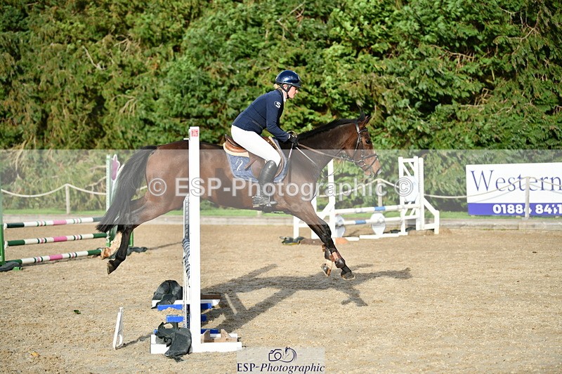 251004A-163816-02143 - Classes 10 & 11 80cm