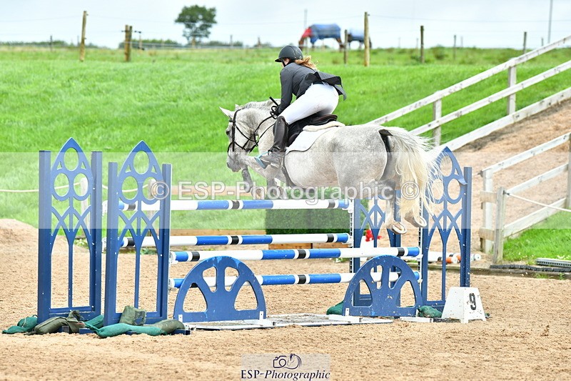 230805A-121404-00370 - Cls 3 Snr Foxhunter & 1.20m Open