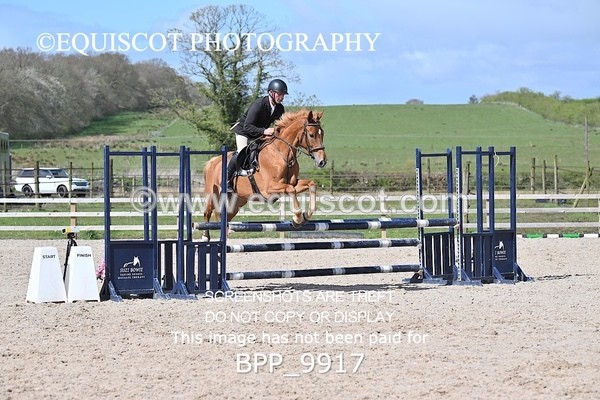 BPP_9917 - CLASS 19 SUN Senior British Novice/ 90cm Open