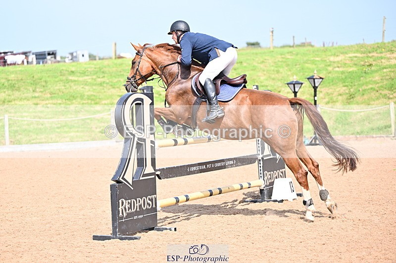 240828A-141014-00811 - Cls 4 Snr Newcomers and 1.10m Open