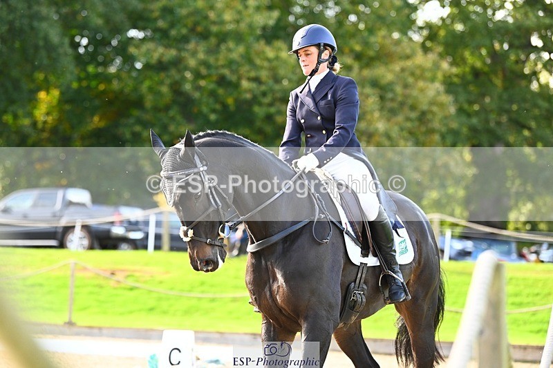 231021-143740-17877 - 342-STORM.IN.DECEMBER-Claire.Fielding-DR