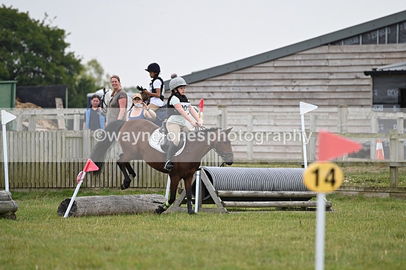 WJ6_0352 - 40cm XC Time 10:57 to 11:30
