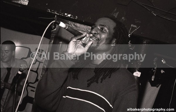 27 insight - Friends-&-Family @ the-roadhouse 16.11.02