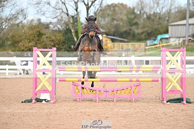 241117X-125226-04657 - Cls 15s Jnr 1.10m Open