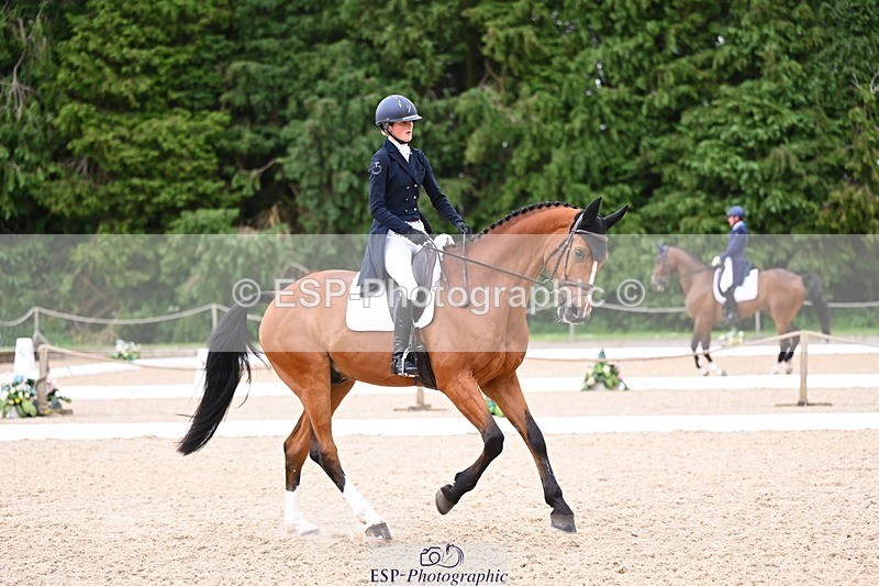 240524-125000-09353 - 152-MODRIX_DOR_VAN_DE_MISPELAERE-Annabel_Walsh