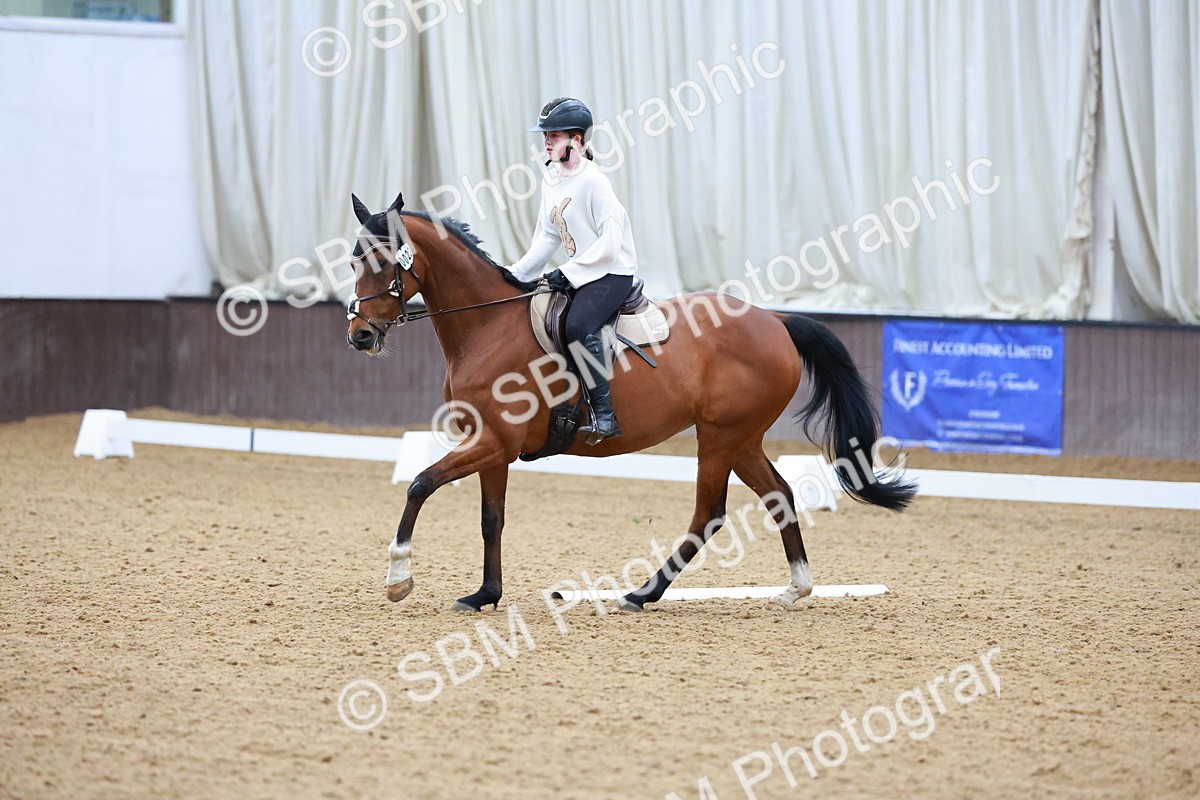1I0A1035 - Class 3-6 - Prelim 1-Novice 2