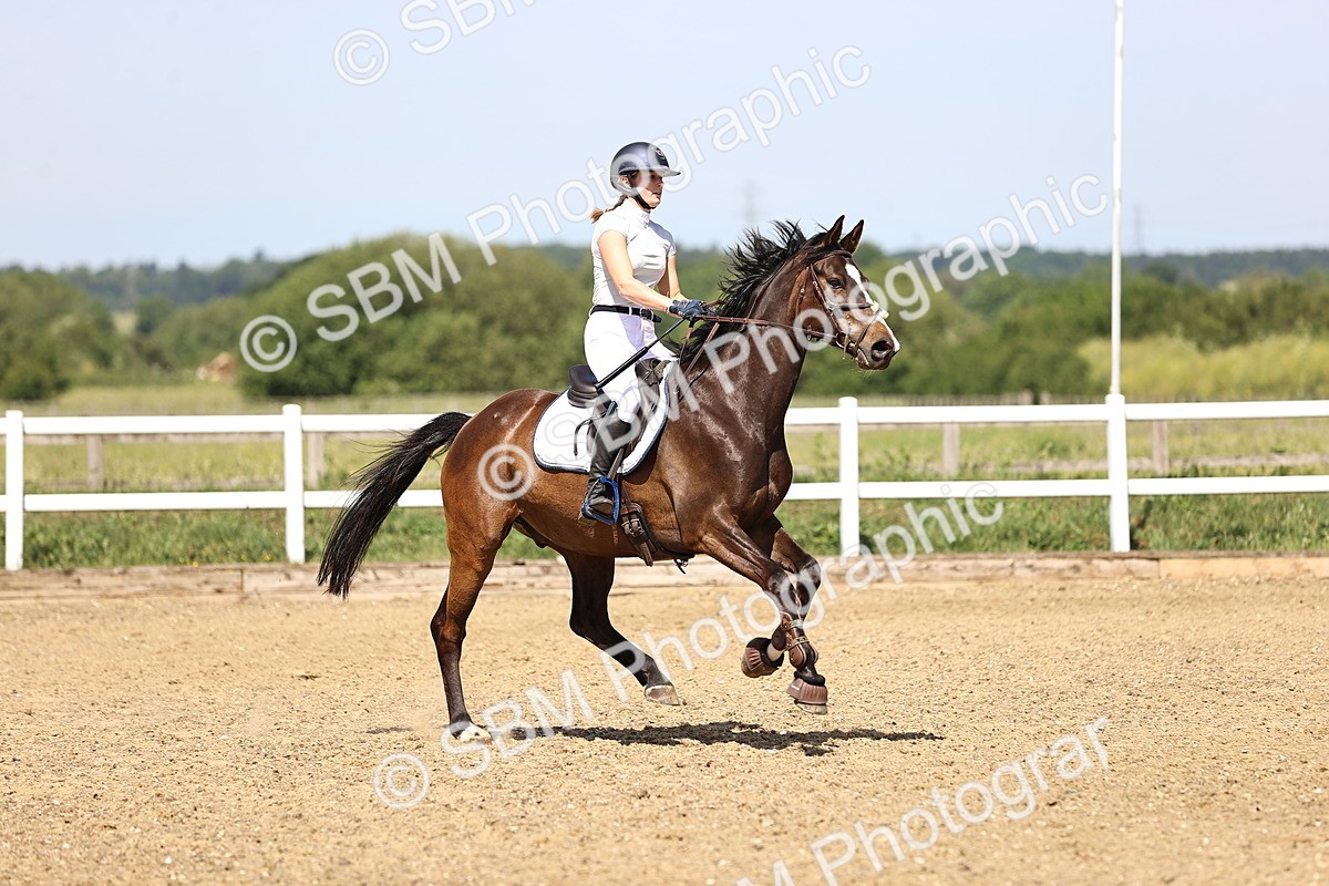 SBM_003840 - Class 9 British Novice/90cm