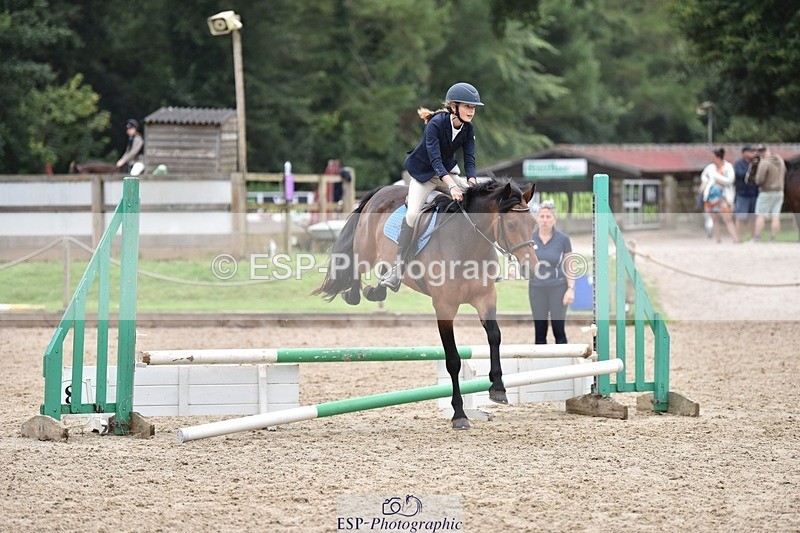 240802-111026-02625 - 80cm Round 1