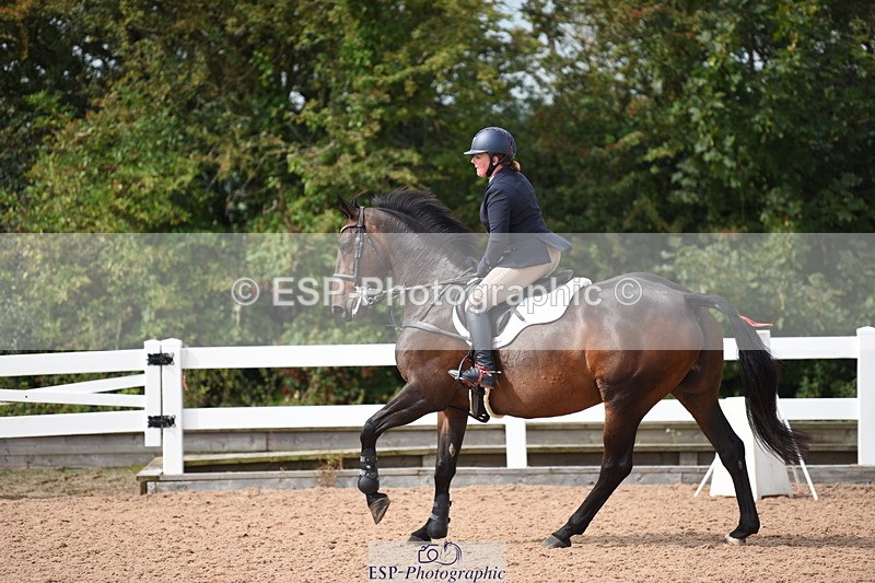 230902A-122928-01027 - Cls 9 1.10m Amateur Quali