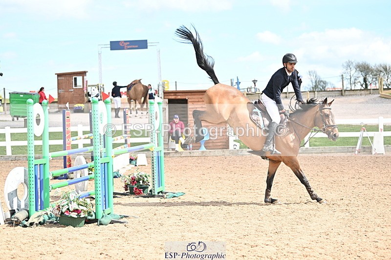 240418A-141124-03776 - Cls 13, 1 Star Bronze Tour 1.10m