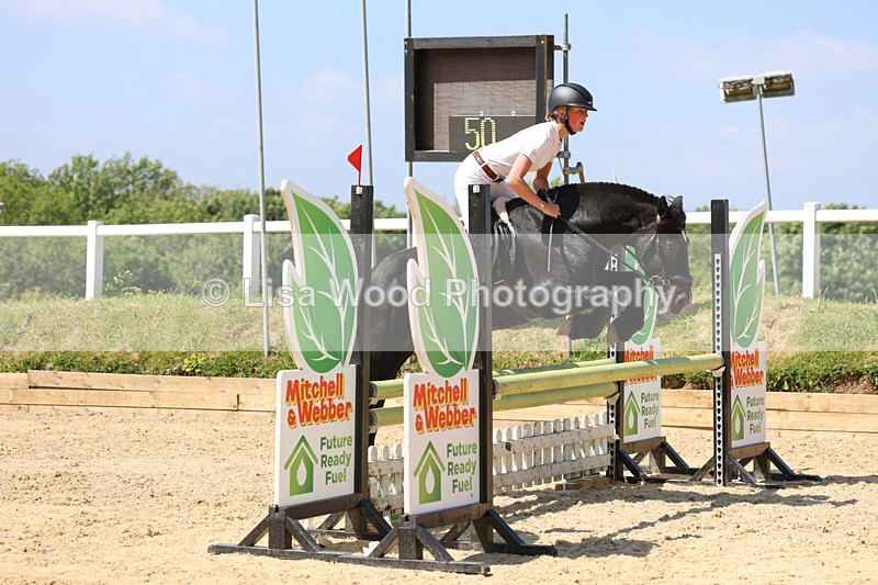 3E7A9679 - Class 8: Senior 80cm