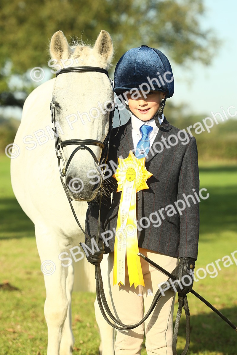 SBM_58504 - S37 - Starters In Hand Showing