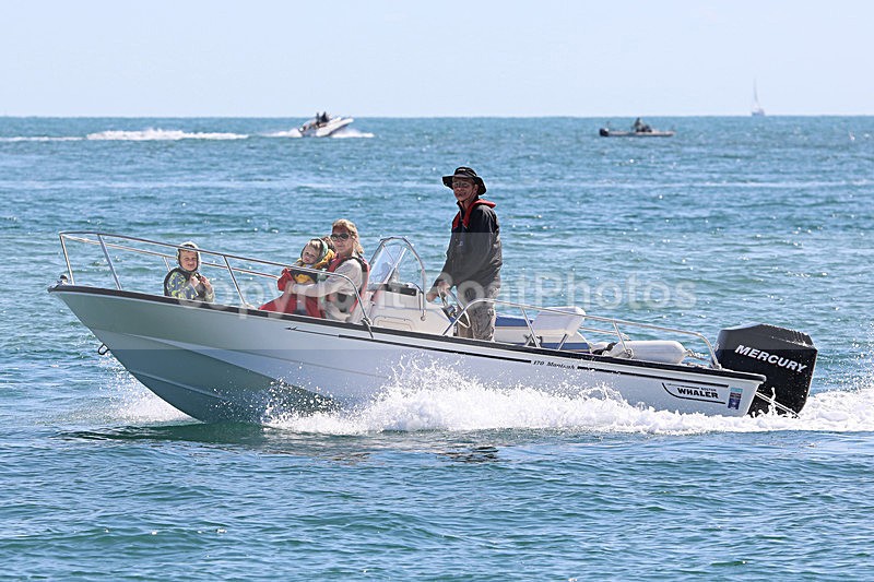 150906 BOSTON WHALER WT7A0850 - Speedboats