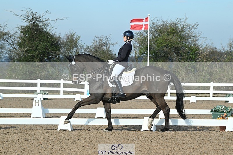 250403-082009-00331 - 018-Louise.Davison-Quamperfect