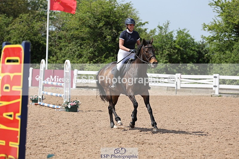 240510A-120731-06301 - Cls 15 85cm National Am Quali