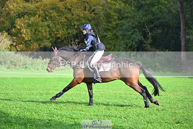 241025-124457-08311 - 108-Xanthe.Baylis-MONBEG.BY.MAGIC