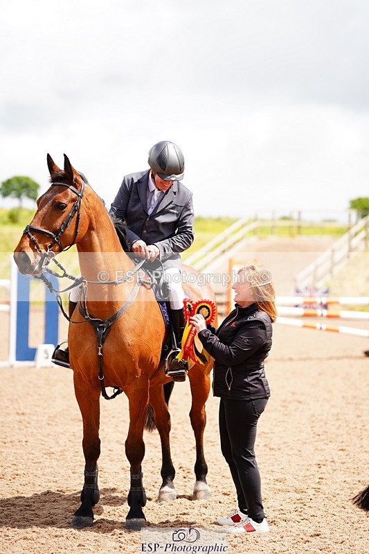 240526A-122646-08055 - Cls 26 Chard Equ 1.05m and 1.10m Grand Prix