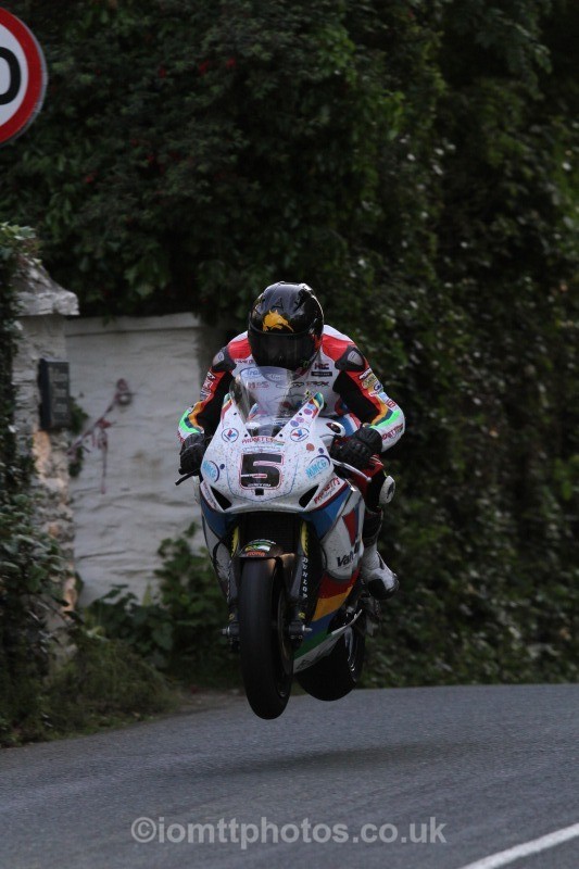 Bruce Anstey Honda / Valvoline Racing by Padgetts Motoc - Friday Practice - Solos