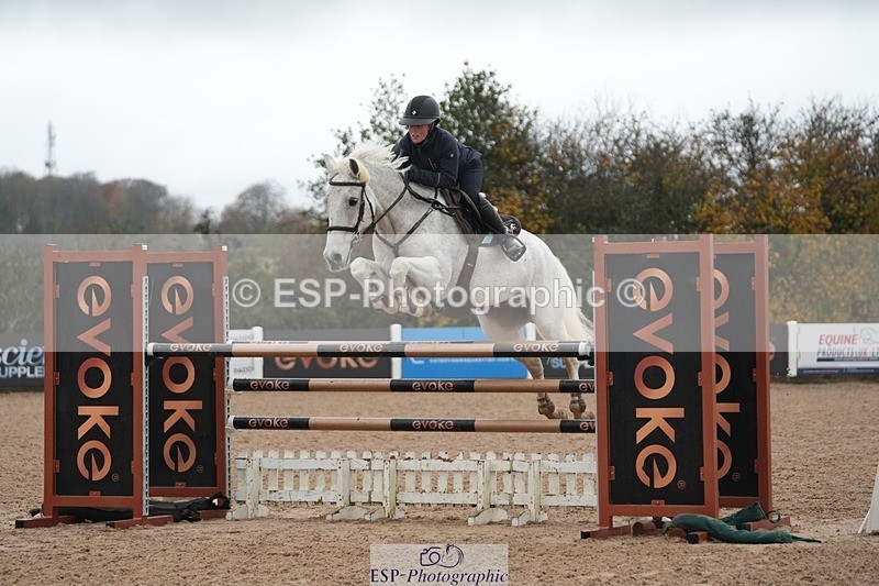 251107-134553-01236 - Cls 6 Foxhunter and 1.20m Open