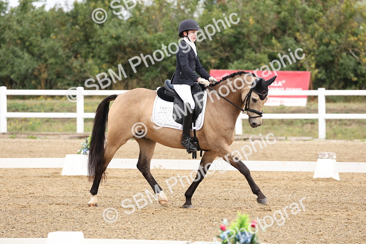 SBM_005788 - Class 6 - Novice 6 - 10.26-11.29