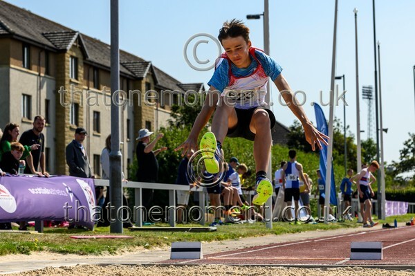 Age25SAT-916457 - Field Male