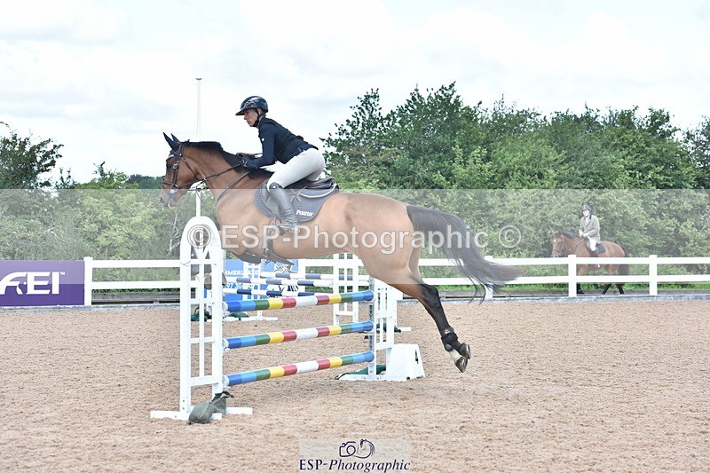 230806A-110340-01306 - Cls 17 Snr Discovery & 1m Open