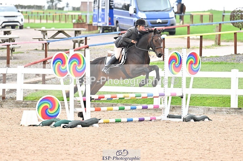 250920-110436-00372 - Cls 22+23 Club and Schools 70cm