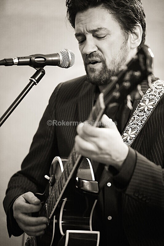 NKC-53 - Denny Illet and chums plays tribute to Nat King Cole