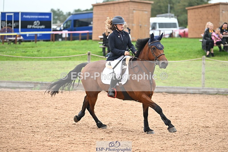 240907A-123956-01712 - Cls 3 Pony Medium Team 80cm & 90cm