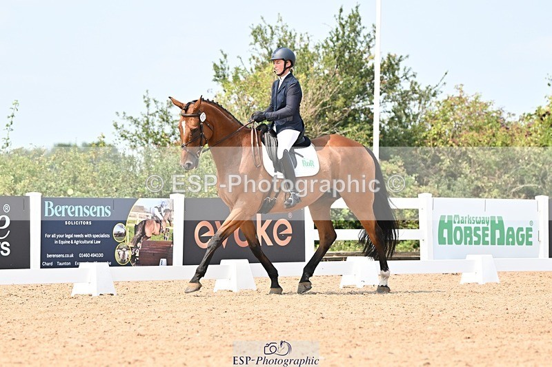 250816-134825-04772 - 117-Sophie.HawkeENORMOUSE