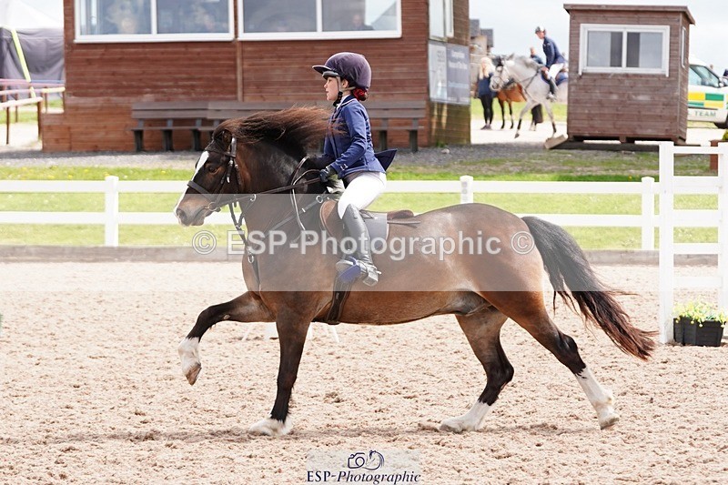 250505-120518-04284 - Cls 18+19 Club and Schools 60cm