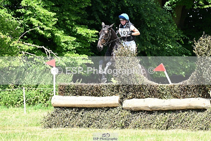 240629X-123238-2573 - 107-Ellie_Barnard-CASTLE_HOWARD_SPRITE