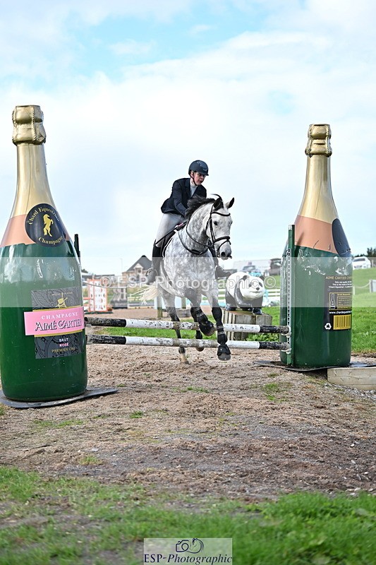 240912A-171049-02689 - Cls 7 Snr 90cm Open Speed Derby