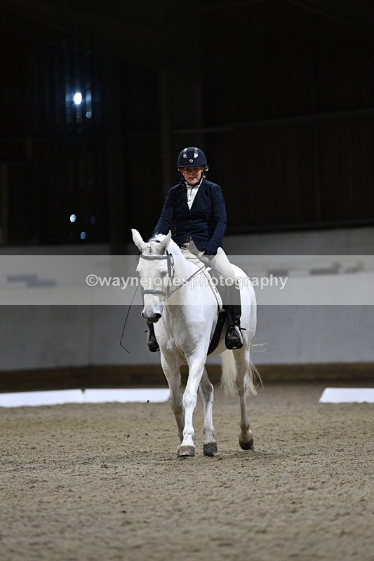 WJ5_8827 - Class 5 Novice Test 3