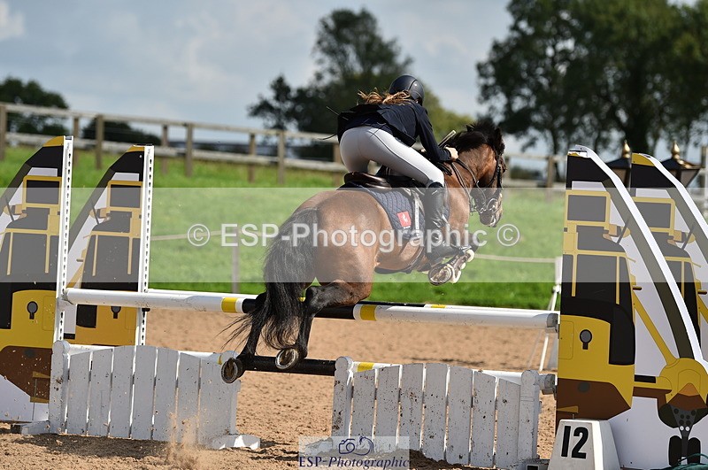 230902A-135714-01547 - Cls 3B Pony Medium 90cm