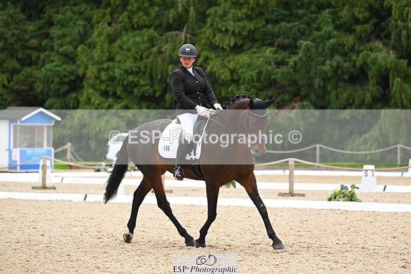 230813-175247-08766 - Cls 14 Medium Silver 16.45 to End