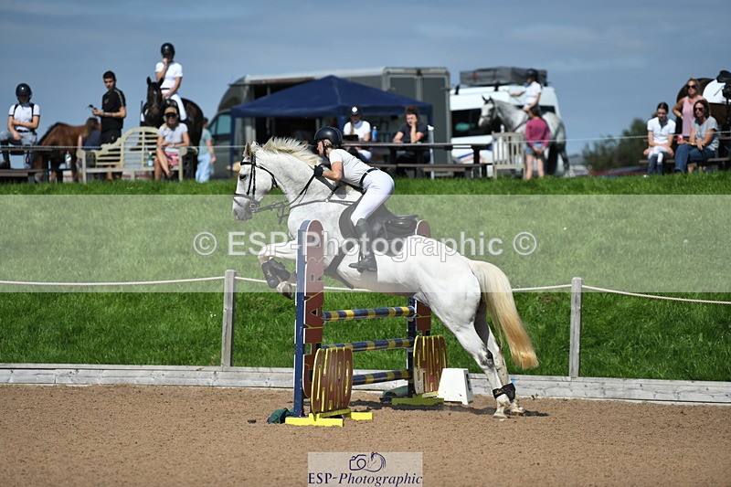 230903A-133233-04816 - Cls 15B U21 Intro 1m