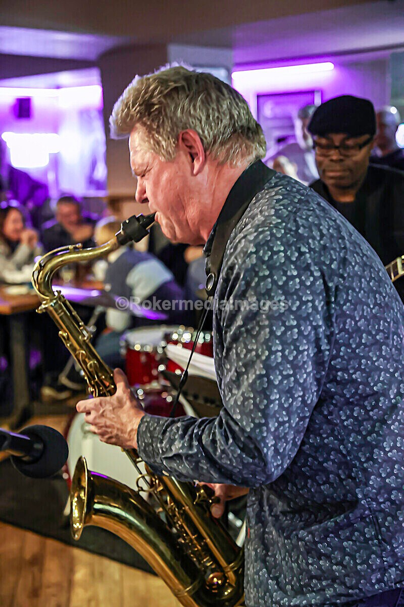 Derek Nash Dec 2025-32 - Derek Nash and Jonny Henderson Trio