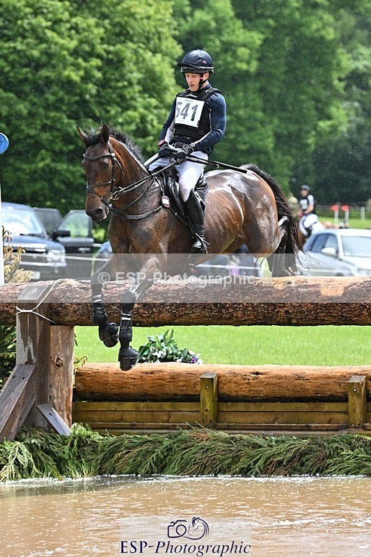 240526-131556-22768 - 541-FRIENDSHIP_VDL-Aaron_Millar