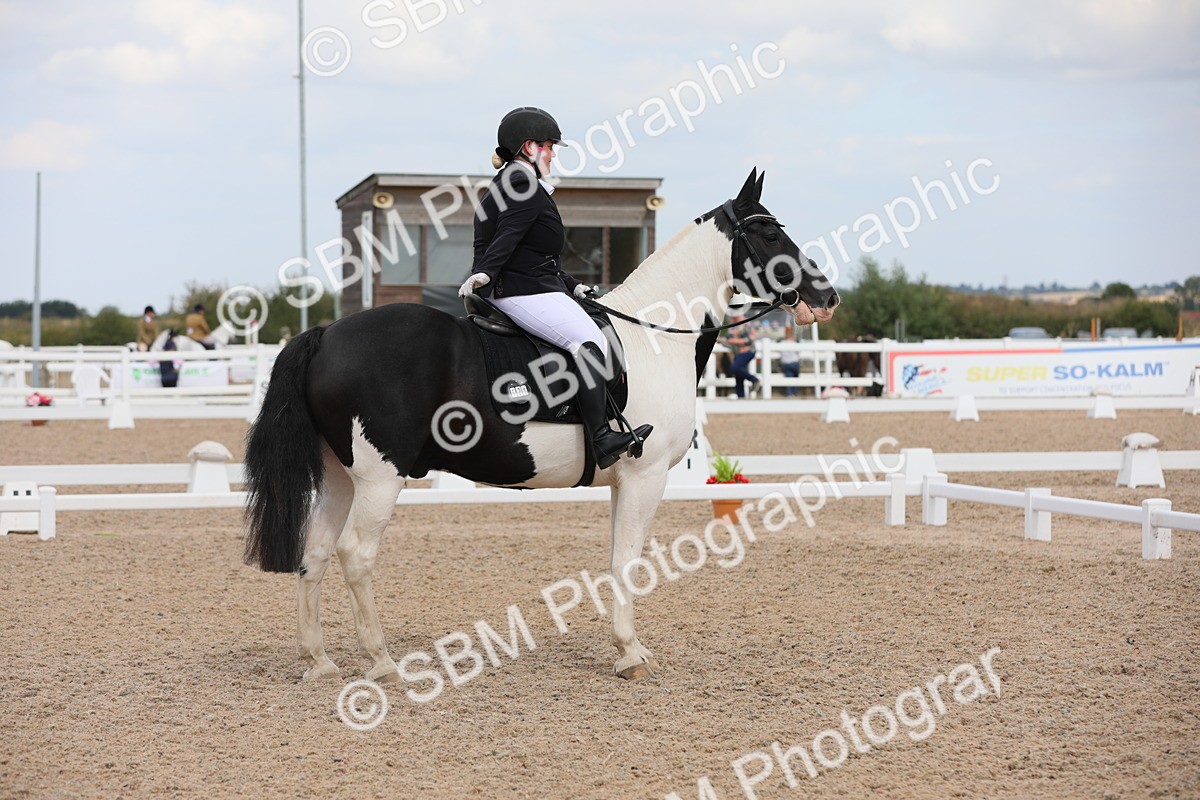 SBM_05612 - Class 32 Novice 1