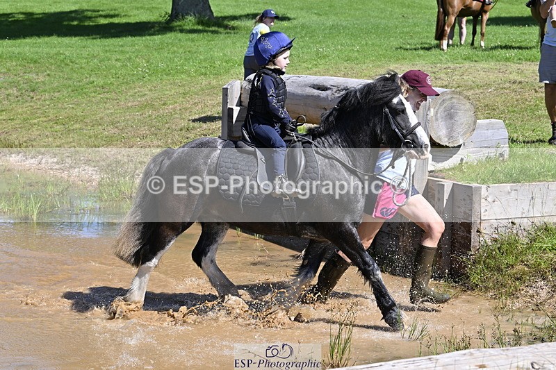 240728B-111637-01400 - Gemma's Group XC