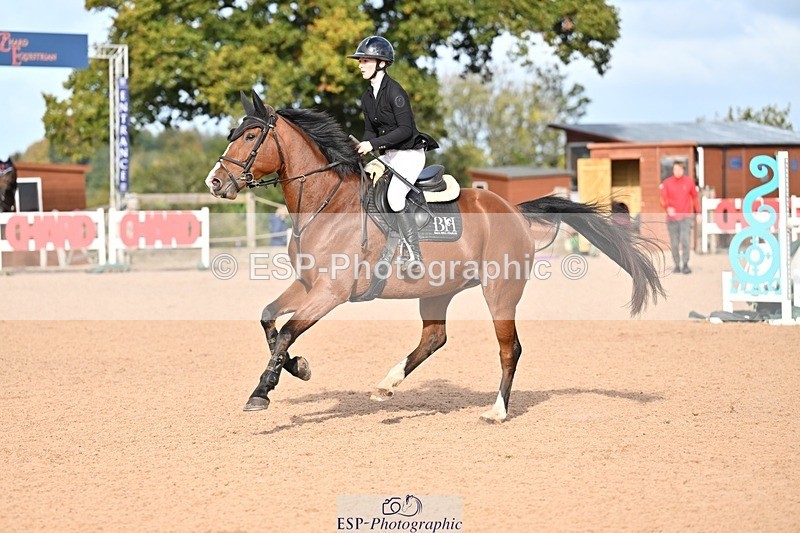 251005-102213-02740 - Cls 15 Foxhunter and 1.20m