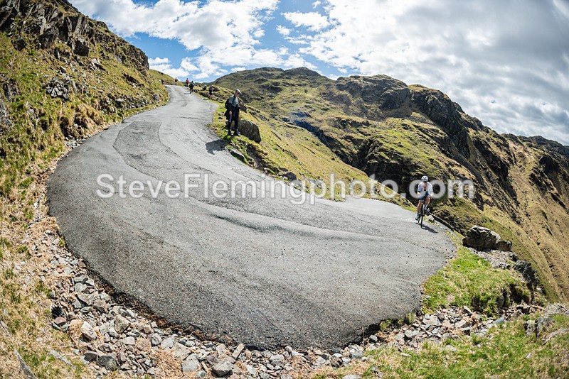 110651 - Hardknott Hairpin 11.00 - 12.00