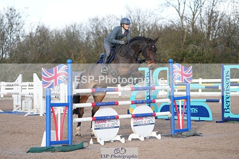 251108-124742-02572 - Cls 13 Foxhunter and 1.20m Open