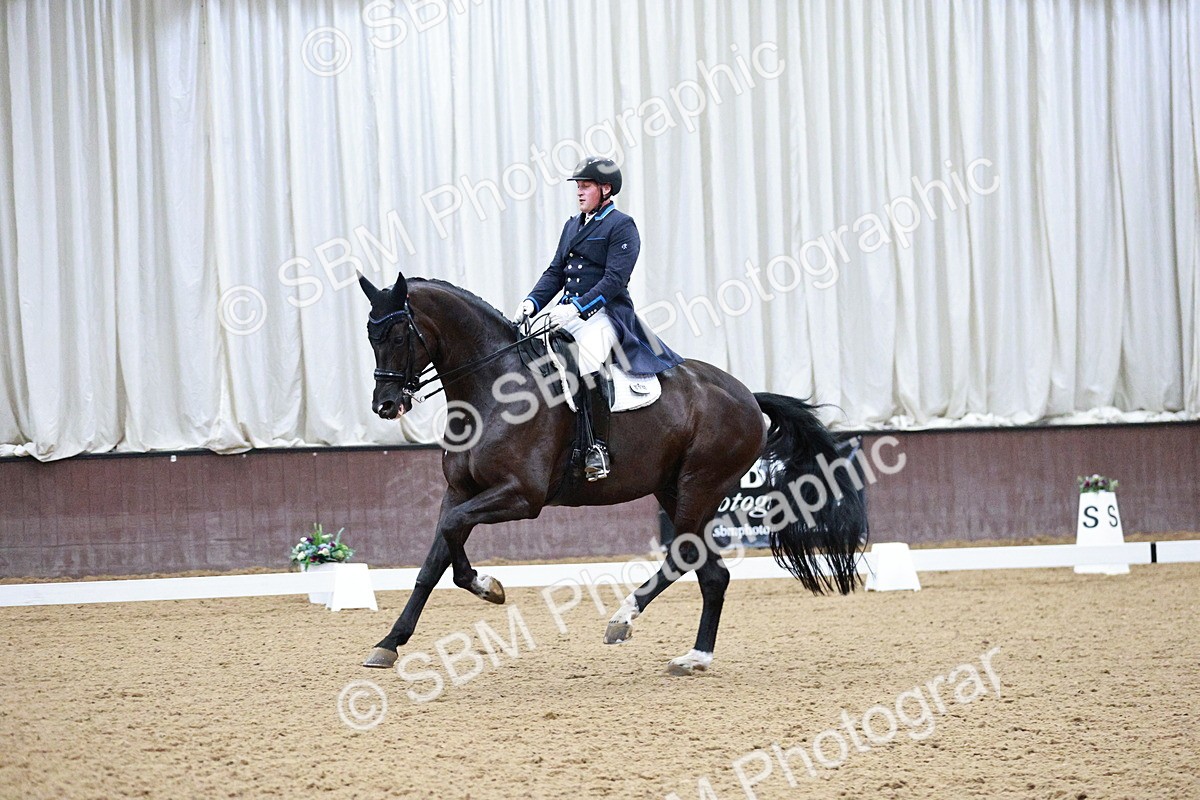SBM_020792 - Class 13 - FEI INT I - 16.26-17.14